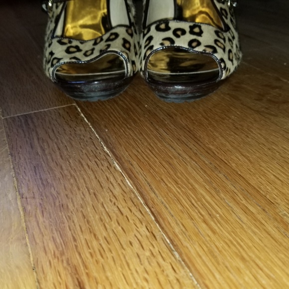 MICHAEL KORS Calf Hair Heels /w dust bag - Picture 2 of 8